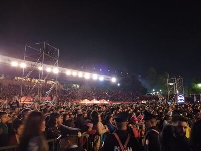 Lleno total en el ruedo central con motivo de la presentación de Sebastián Yatra en nuestro país.