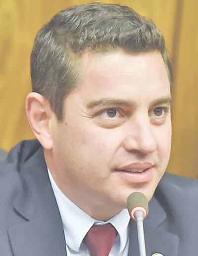 Pedro Alliana, presidente de la Cámara de Diputados (ANR, cartista). Votará en contra del veto del Ejecutivo a la ley de autoblindaje.