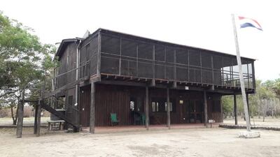 Estación "Los tres gigantes" en la reserva Pantanal Paraguayo, Chaco.