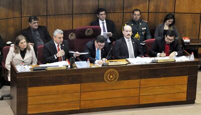 Sandra Quiñónez, Juan Villamayor, Blas Llano, Bernardino Soto y J.J. Ríos, ayer en el Senado.