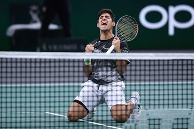 Garín y su festejo luego del último punto.