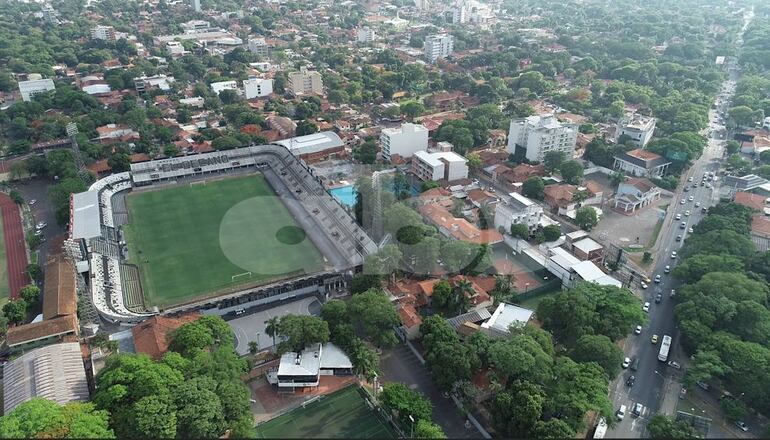 Manuel Ferreira, Estadio, Para Uno.