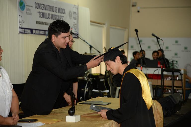 Clausura del conservatorio “Semillas Musicales”, en Ayolas.