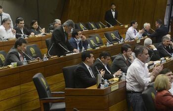 el-proyecto-para-habilitar-a-participar-en-las-elecciones-las-personas-que-esten-en-prision-pero-no-tengan-condena-fue-presentado-por-senadores-de-di-230400000000-1606198.jpg