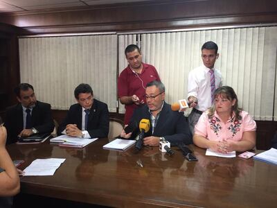 El presidente de la Junta, Humberto Blasco (PLRA), en conferencia de prensa.