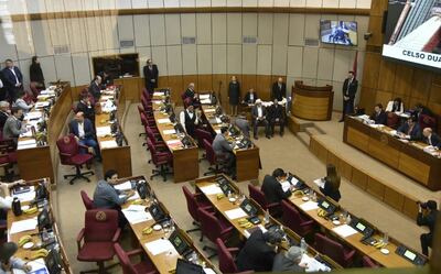 La honorable Cámara de Senadores seguirá teniendo ese calificativo.