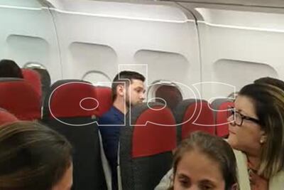 Joselo Rodríguez, escrachado en vuelo a Sao Paulo.