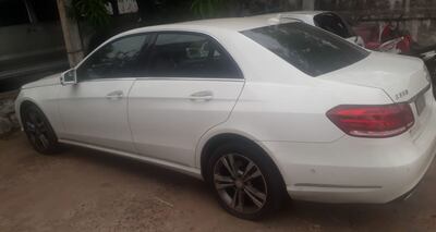 El automóvil Mercedes Benz 350 robado al exsenador Víctor Sánchez Villagra fue recuperado ayer, durante un control policial.