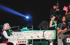 el-musico-costarricense-manuel-obregon-al-piano-y-la-arpista-compatriota-norma-ortega-ofreceran-un-atractivo-recital-el-10-de-junio-en-el-teatro-mu-232346000000-1592553.jpg