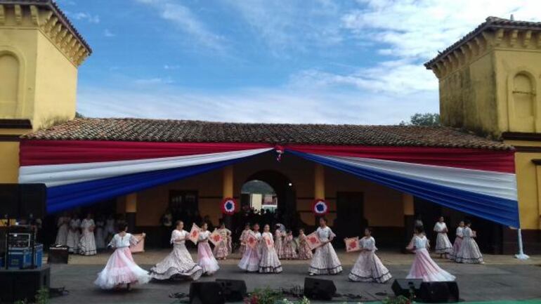 /pf/resources/images/abc-placeholder.png?d=2394