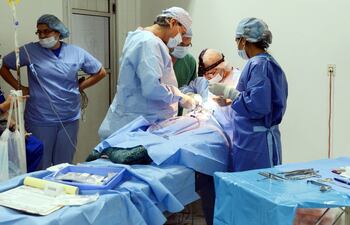 un-destacado-equipo-de-voluntarios-medicos-nacionales-y-extranjeros-culmina-hoy-la-segunda-mision-de-operacion-sonrisa-con-115-cirugias--213907000000-1134151.jpg