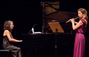 el-duo-flutuart-integrado-por-paula-pascheto-y-deise-hattum-ofrecera-un-concierto-en-cde--221405000000-1754466.jpg