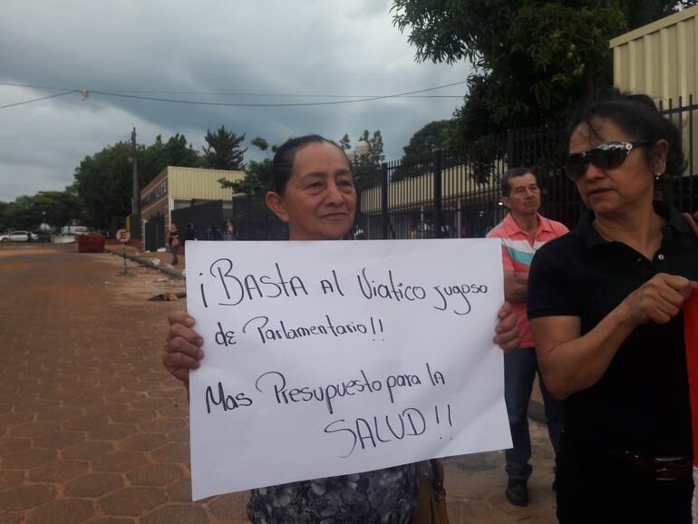 Exigen más presupuesto para la salud pública en Paraguay.