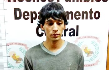 el-malviviente-denis-ramon-vera-meza-guarda-reclusion-en-la-sede-de-investigaciones-de-central-tras-ser-arrestado--232350000000-1705109.jpg