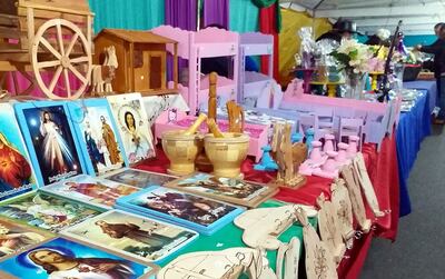 Artesanía a partir de la madera también se exhibe en la Expo Luque, que está montada en la ciclovía Valois Rivarola.