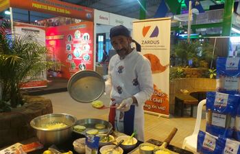 El chef Miguel Lesme se encargó de la elaboración del mbeju.