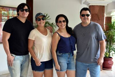 Magno y Malena Rojas, Cristel Solís y Osvaldo Sosa.