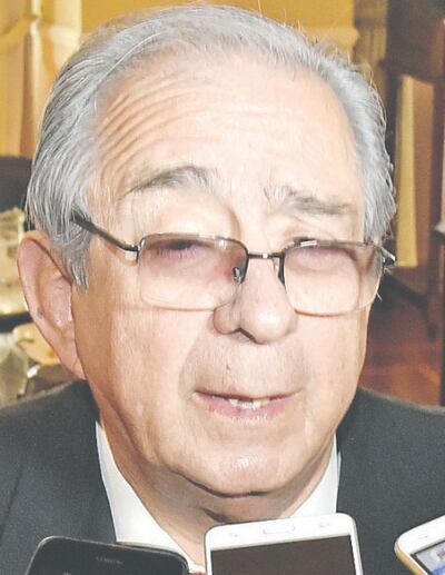 Raúl Torres Kirmser, cuestionado exministro de la Corte Suprema de Justicia, sigue contando con custodia policial.