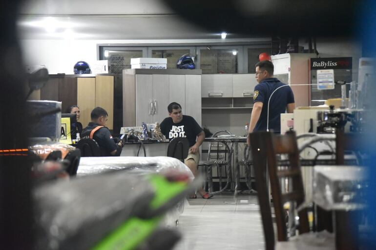 Adolescente intentó robar sucursal de Inverfin en Luque