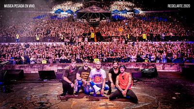 Villagrán Bolaños en su show en el festival ReciclArte, en el mes de febrero pasado, donde presentaron su nuevo tema “Música pesada”.