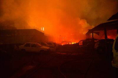 Incendio en un local, ubicado sobre Madame Linch y Facundo Machaín.