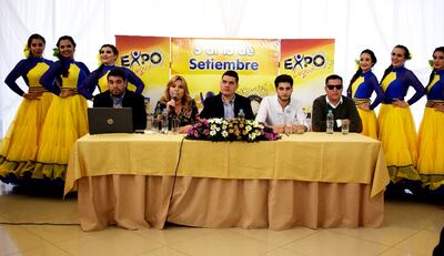 Félix Sánchez,  Beatriz Arrúa, Enrique Sandoval, Acho Laterza, José Samaniego, organizadores de la Expo Luque.