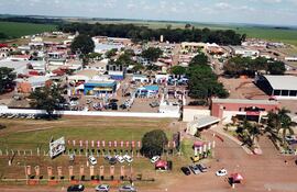 campo-de-exposiciones-wilfrido-soto-donde-se-desarrolla-la-vigesima-edicion-de-la-expo-canindeyu-que-se-cierra-el-proximo-domingo-15-de-abril--202510000000-1698768.jpg
