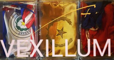 La bandera será el eje principal de esta muestra, que reunirá obras de 15 artistas contemporáneos.