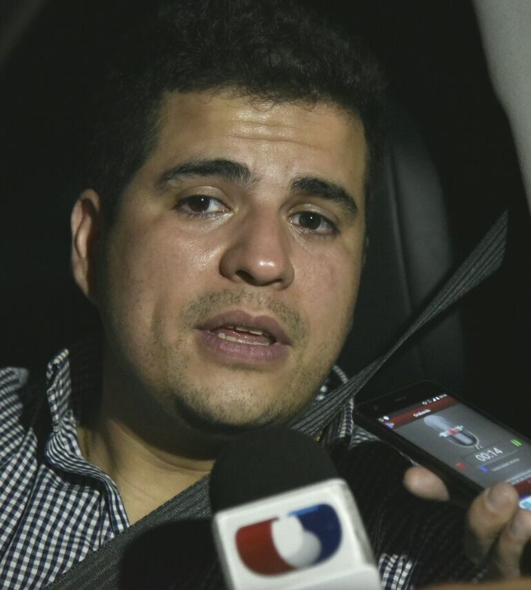 Diputado Carlos N&uacute;&ntilde;ez Salinas, intervino para evitar la huida del conductor.&nbsp;Foto: Roberto Zarza, ABC Color