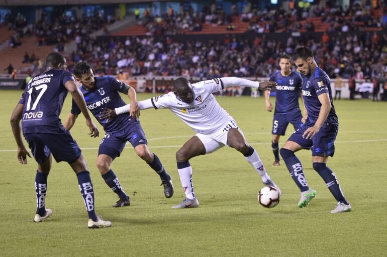 La Liga de Quito sufrió una goleada jugando como local por la Serie A de Ecuador.