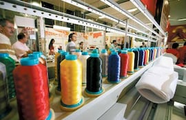 Confeccionistas industriales requieren medidas específicas de cara a la crisis económica por el paro que genera la presencia de COVID-19 en el país.