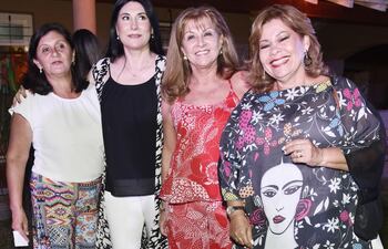 orietta-quevedo-irene-mendoza-ruth-varzan-y-myriam-tamas--193134000000-1794177.jpg