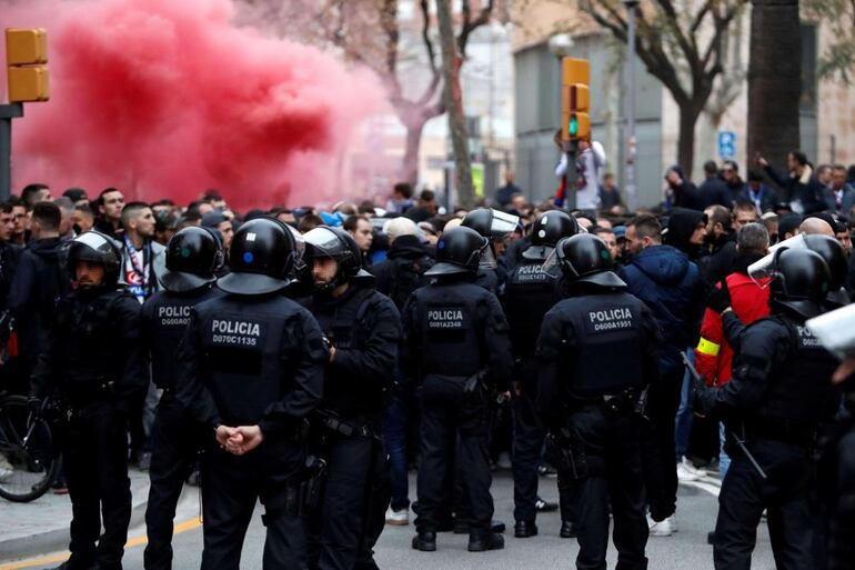 /pf/resources/images/abc-placeholder.png?d=2395