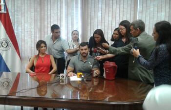 Conferencia de prensa del diputado Hugo Ramírez.