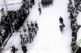 antes-durante-y-despues-del-desfile-de-la-victoria-22-agosto-1935-202023000000-453411.jpg