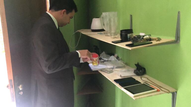 Los detenidos fueron identificados como César Rubén Villalba Valdez, Alexandro Muchiut, Marcelo Vielke Benítez.