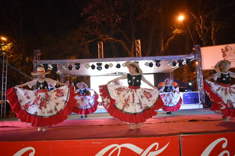 Primer festival gastronómico nacional del trago del Cacique Ñanduvuku y la Chastasca.