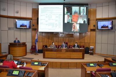 En la sala de sesiones del Senado se llevó a cabo la reunión con los candidatos a la Corte Suprema, el pasado miércoles.