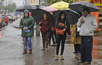 desde-hoy-hasta-el-miercoles-se-pronostican-lluvias-la-temperatura-descendera-el-miercoles--194218000000-1517750.jpg