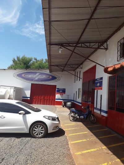 Sede de la industria papelera de Santa Rita, que fue intervenida por la Policía.