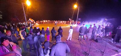 Homenaje a los niños héroes de Acosta Ñu.