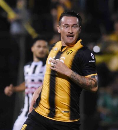 Fernando Fernández está en racha,   anotó su 4º gol en el torneo y es uno de los artilleros.