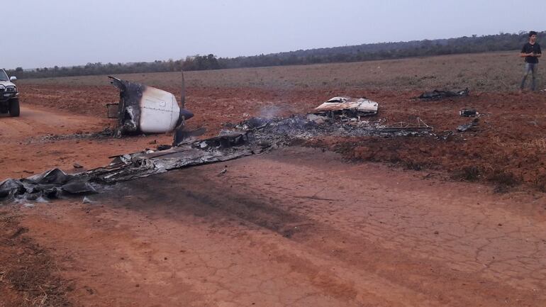 La aeronave al parecer fue incendiada de forma intencional.