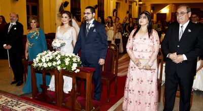 Los contrayentes y sus padrinos,  Juan Francisco Lombardo Guastavino y María Vilma Pérez Gavilán; Ana Lucina Giménez Ovelar y Juan Augusto Lirio Rojas.
