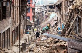 el-sismo-dejo-al-menos-unos-10-000-heridos-en-gran-parte-del-pais-asiatico-ademas-de-8-millones-de-afectados-nepal-es-un-pais-pobre-que-necesita-de-194300000000-1322822.jpg