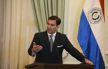 Silvio Ovelar, titular del Senado.