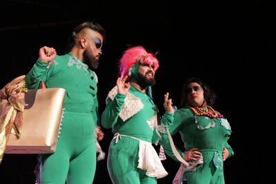 Parte del elenco de la obra que sube a escena en la Alianza Francesa.