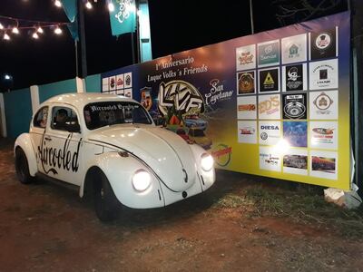 Exitosa exposición de autos antiguos a favor de Bomberos Voluntarios