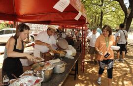 se-contara-con-la-presencia-de-varios-cocineros-que-ofreceran-un-variado-menu-para-la-venta--212925000000-596575.jpg