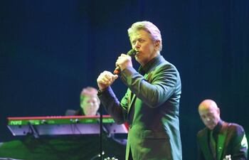 peter-cetera-en-un-momento-del-concierto-del-domingo--192249000000-545723.jpg